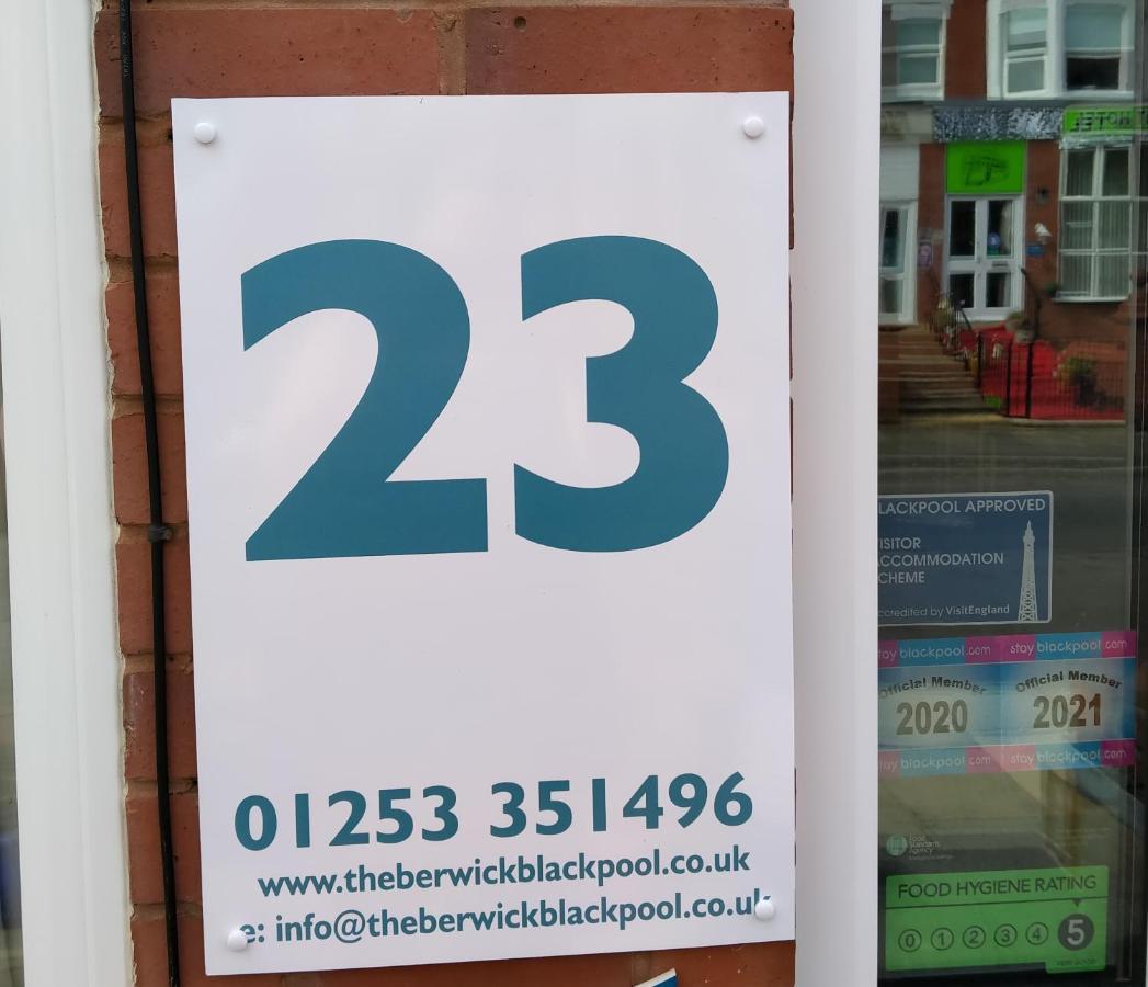 The Berwick - Over 40'S Only Blackpool Eksteriør bilde